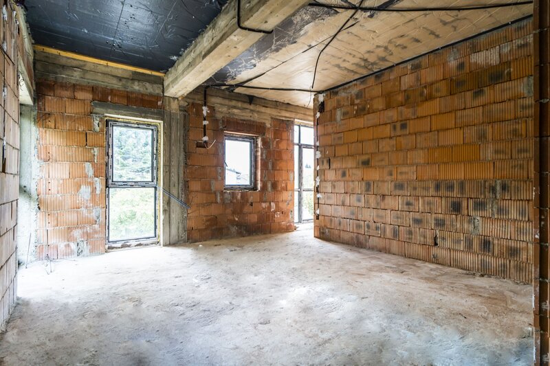 Apartament 3 camere, 2 bai, 2 balc., bloc nou, finisat la cheie, centrala termica